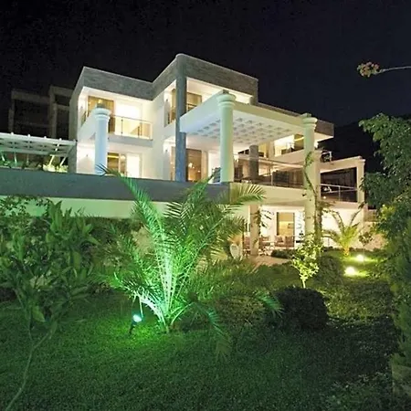 Sleeps 8 Pool Air Con Wifi Villa Kalkan