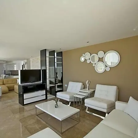 Villa Sleeps 8 Pool Air Con Wifi Kalkan